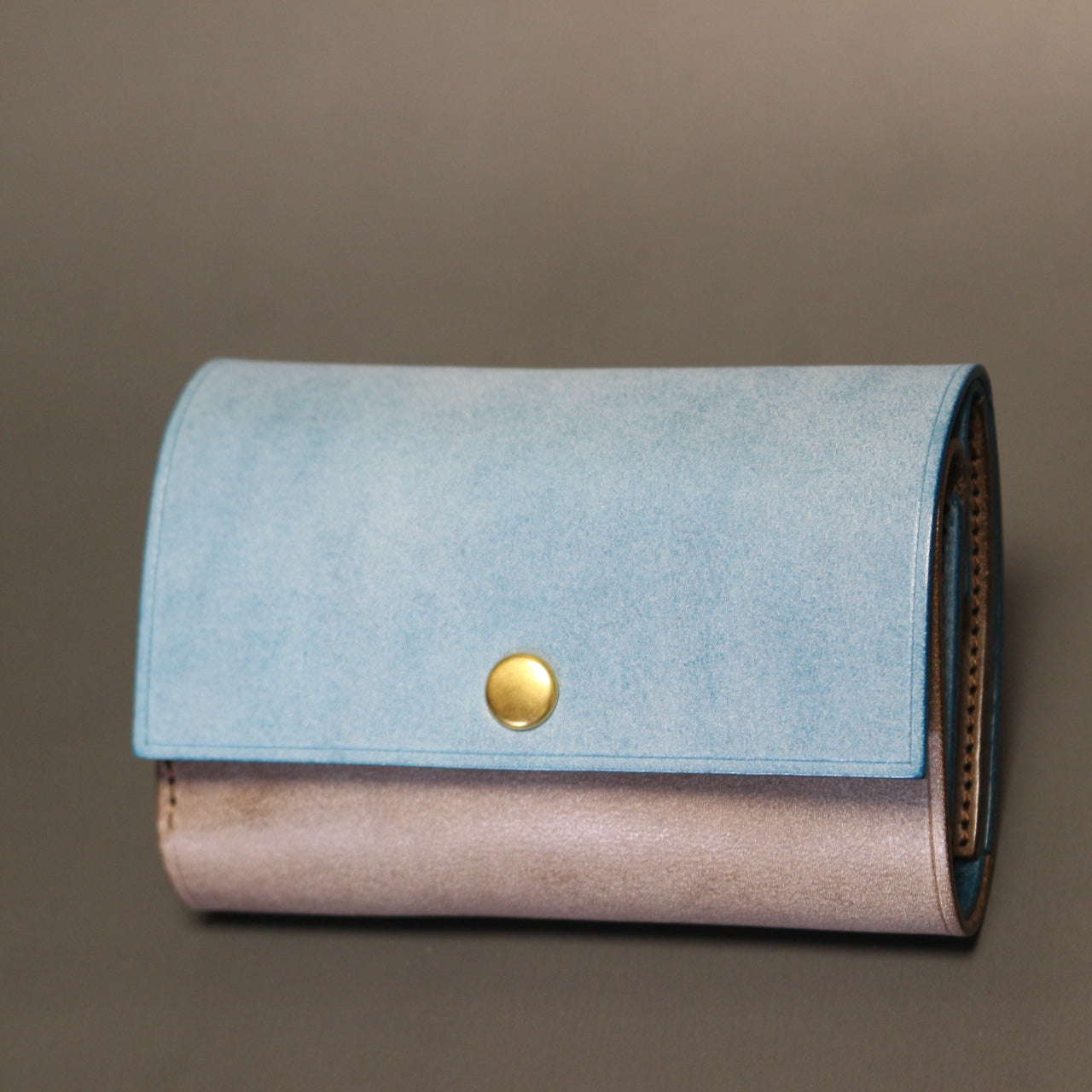- comet S2 - compact trifold wallet