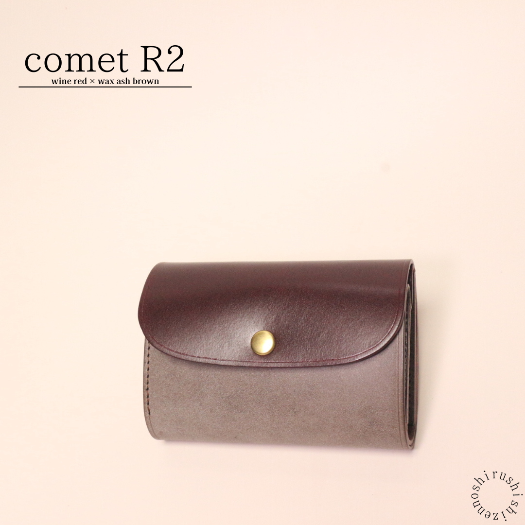 - comet R2 - コンパクトな三つ折り財布