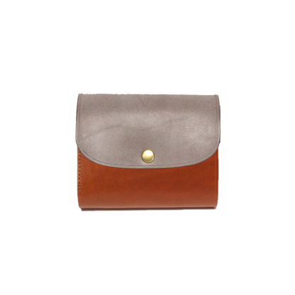 - comet middle - A smart bi-fold wallet, the Comet Middle