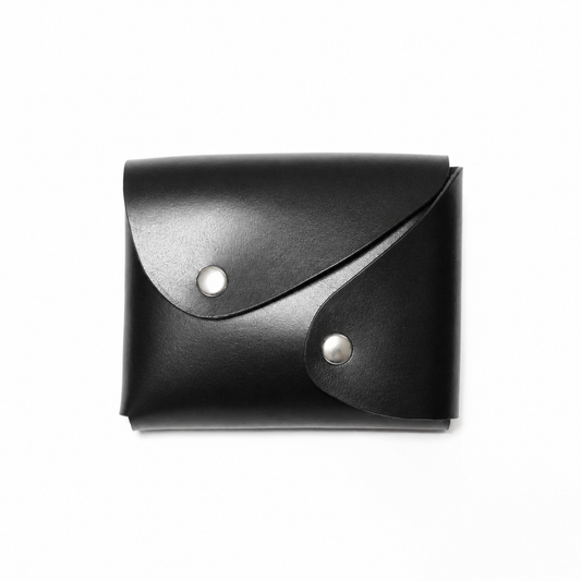 LITOS-PLUS-GLOSSY-2026-08-06|black|Litos Plus：ブラックの革の艶感が伝わる追加カット